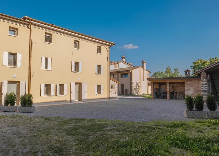 Casa Vettor